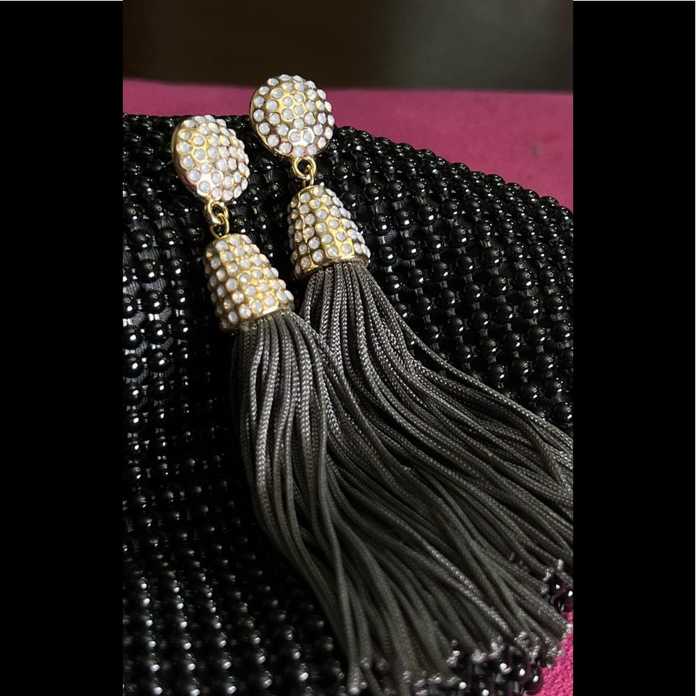 Tussled earrings. 2 different colors. Set